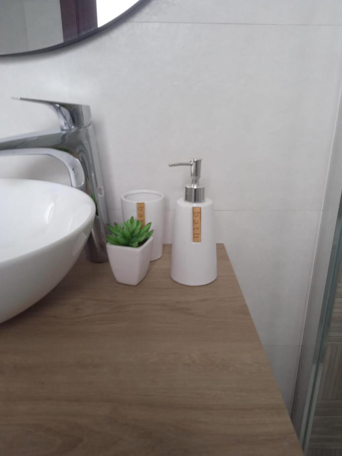 Charming & Quiet Apartment In Plaza Del Salvador Севиля Екстериор снимка