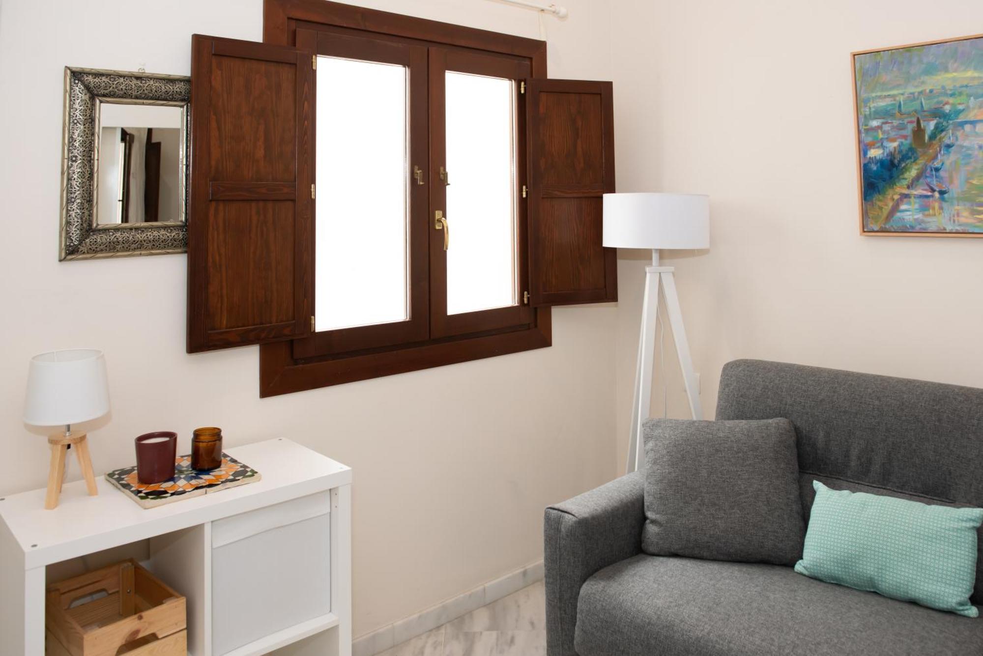 Charming & Quiet Apartment In Plaza Del Salvador Севиля Екстериор снимка