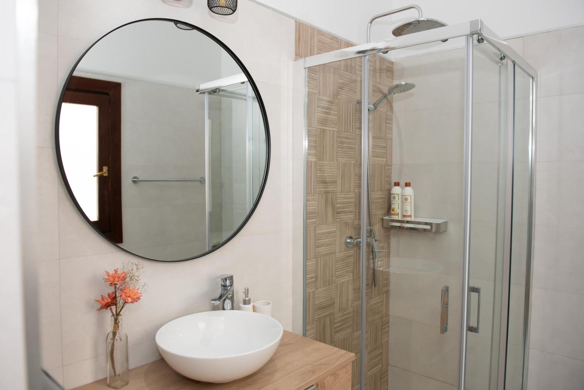 Charming & Quiet Apartment In Plaza Del Salvador Севиля Екстериор снимка