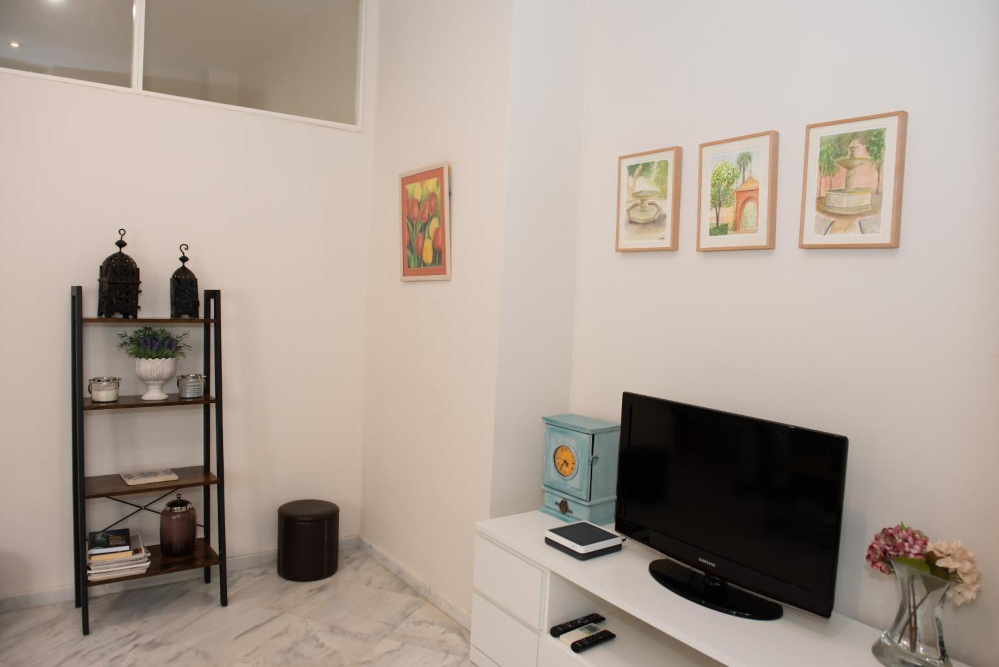 Charming & Quiet Apartment In Plaza Del Salvador Севиля Екстериор снимка